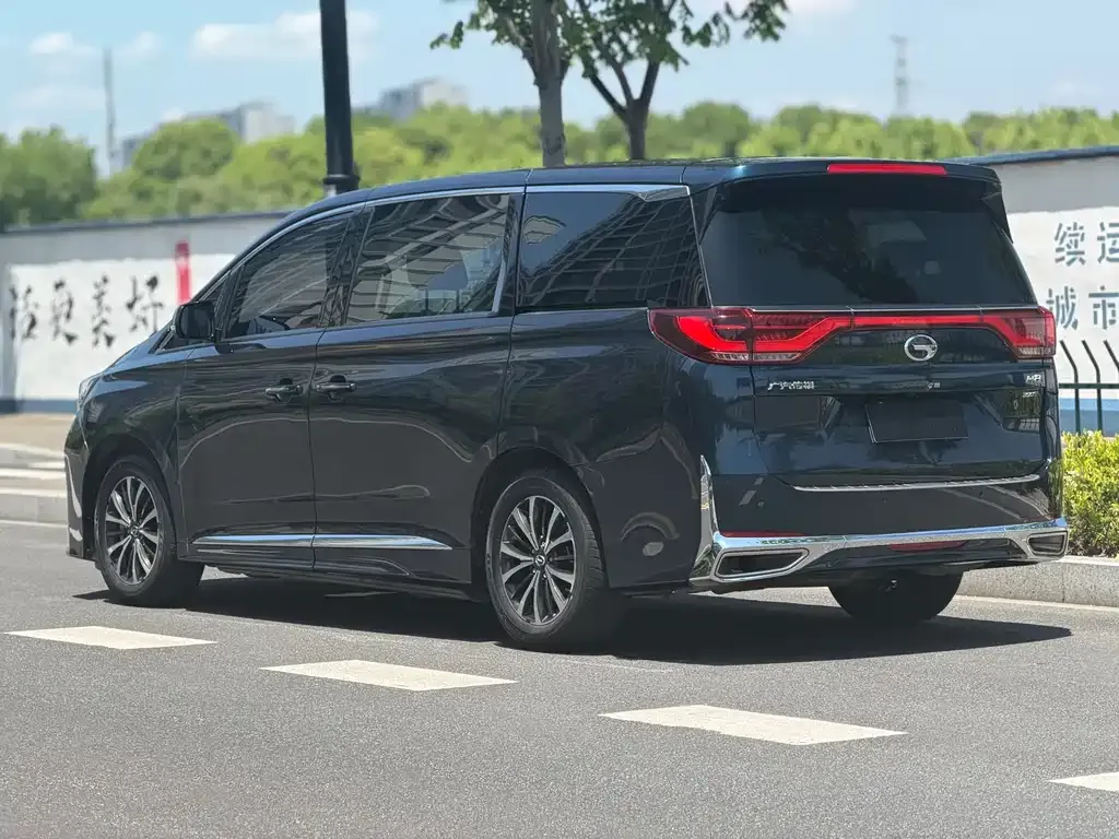 GAC Motor Trumpchi M8 — фото 2