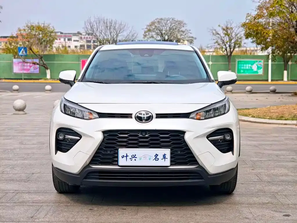 Toyota Wildlander — фото 5