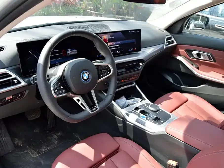 BMW i3 — фото 3