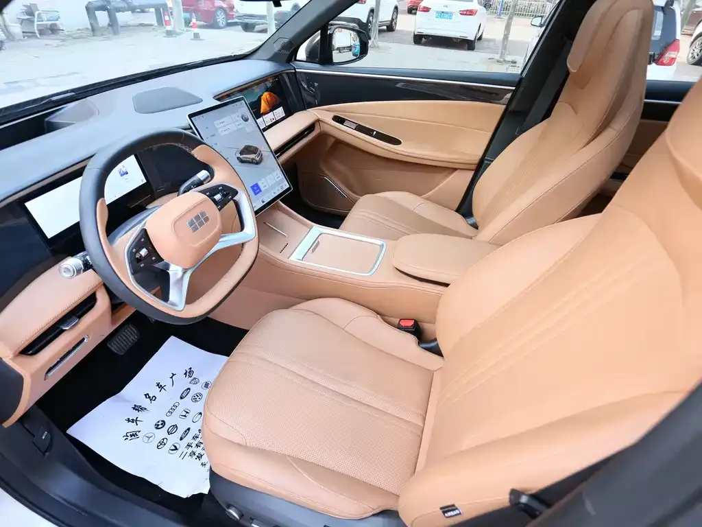 Geely Galaxy L7 — фото 2