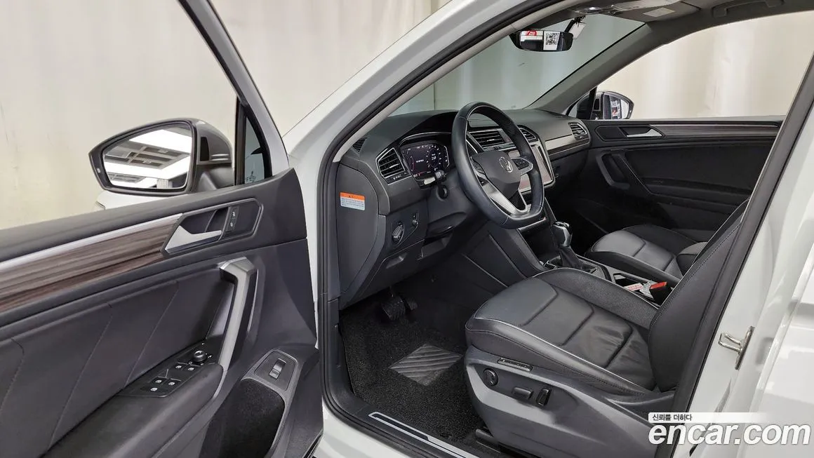 Volkswagen Tiguan 2023 из KR, фото 6