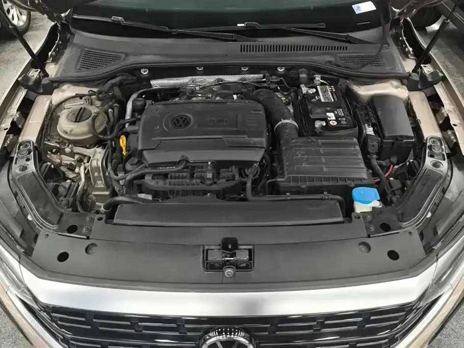 Volkswagen Passat — фото 8