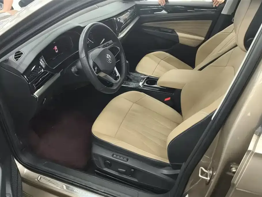 Volkswagen Passat — фото 3