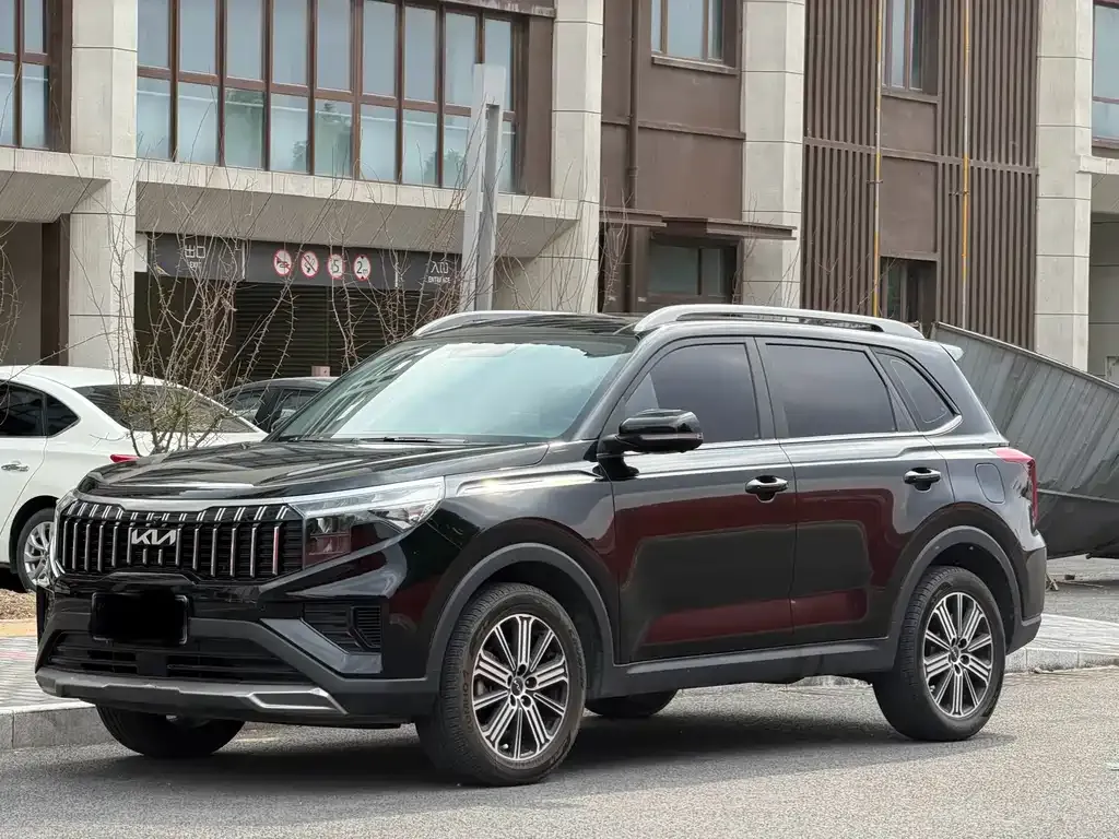 Kia Sportage — фото 1