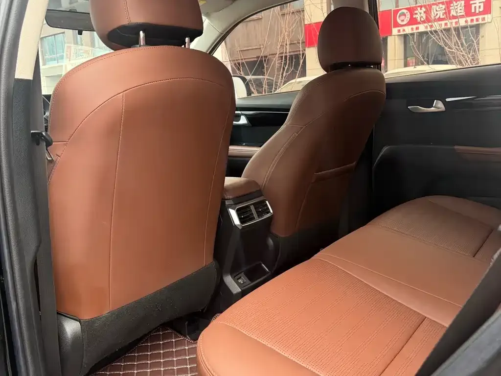 Kia Sportage — фото 5