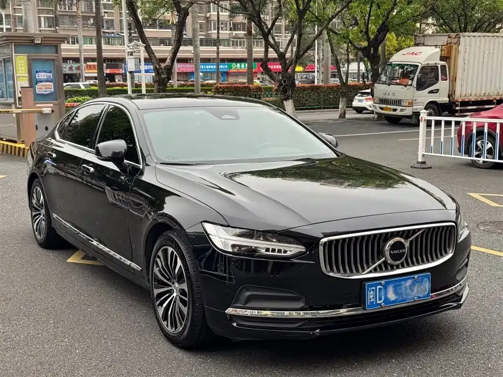 Volvo S90 — фото 4