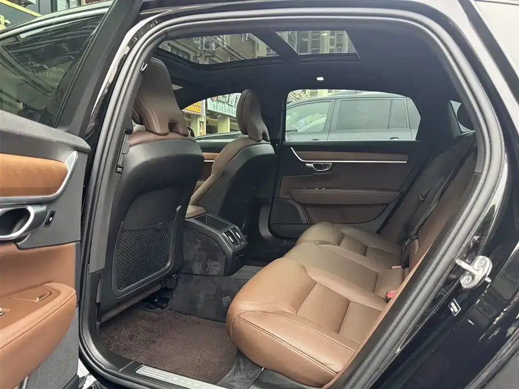 Volvo S90 — фото 2