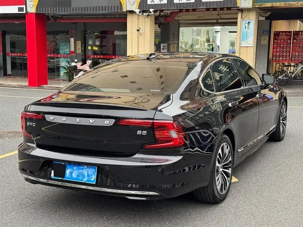 Volvo S90 — фото 5