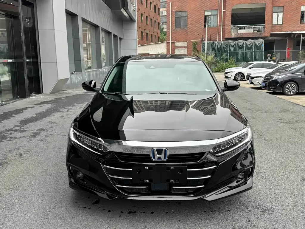 Honda Accord — фото 3