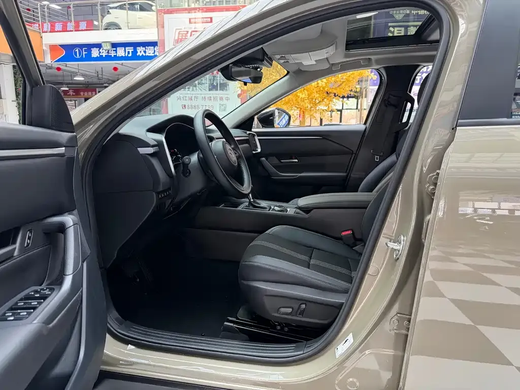 Mazda CX-50 — фото 6