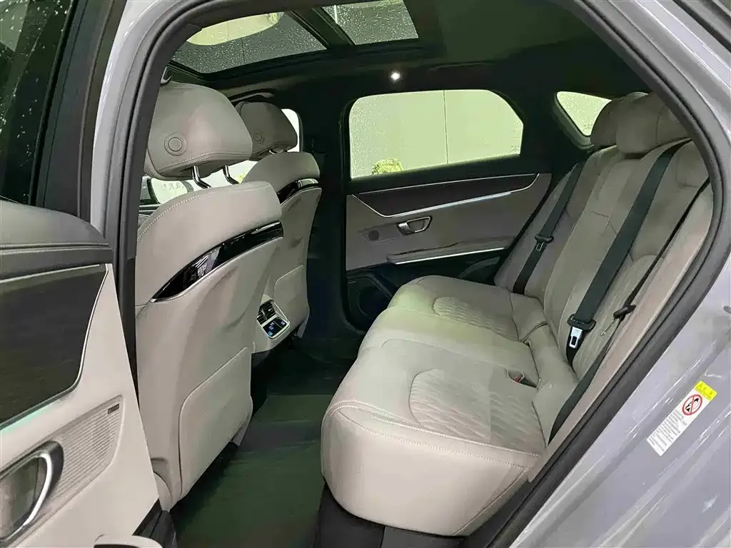 BYD Han 2025 из CN, фото 3
