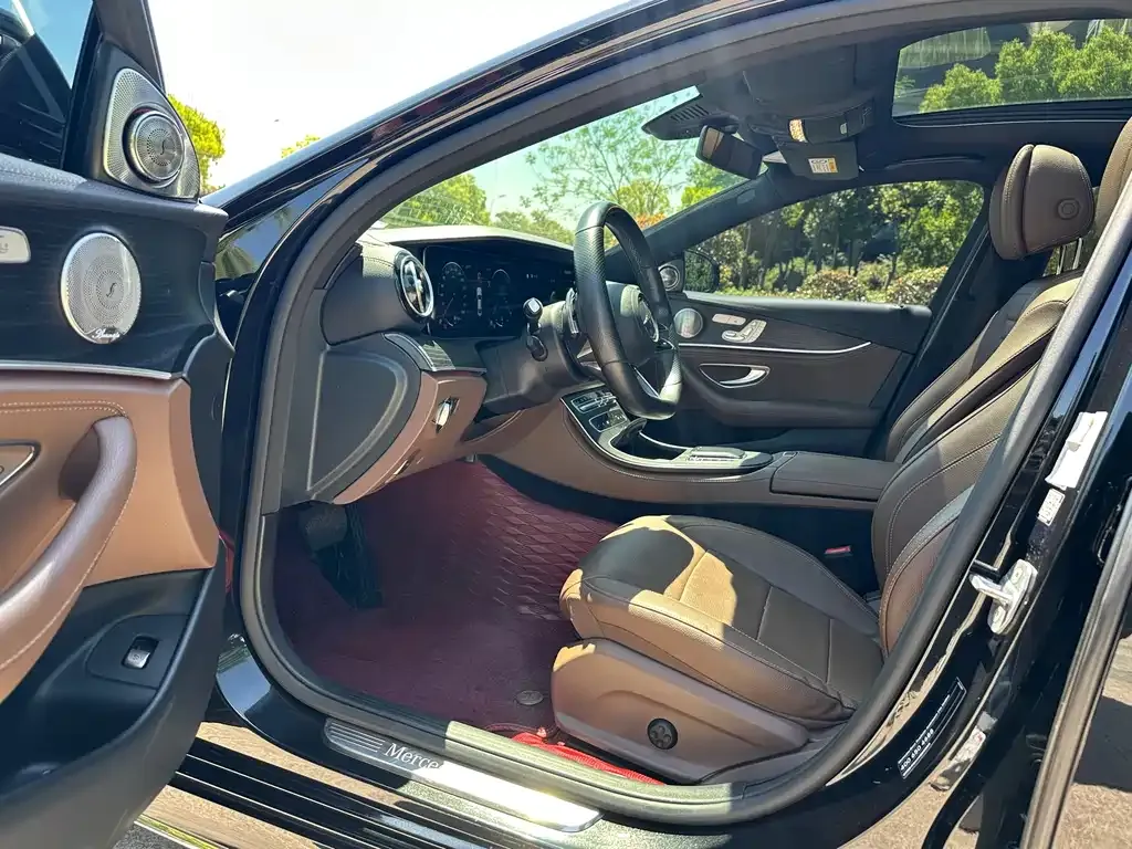 Mercedes-Benz E-Class 2021 из CN, фото 3