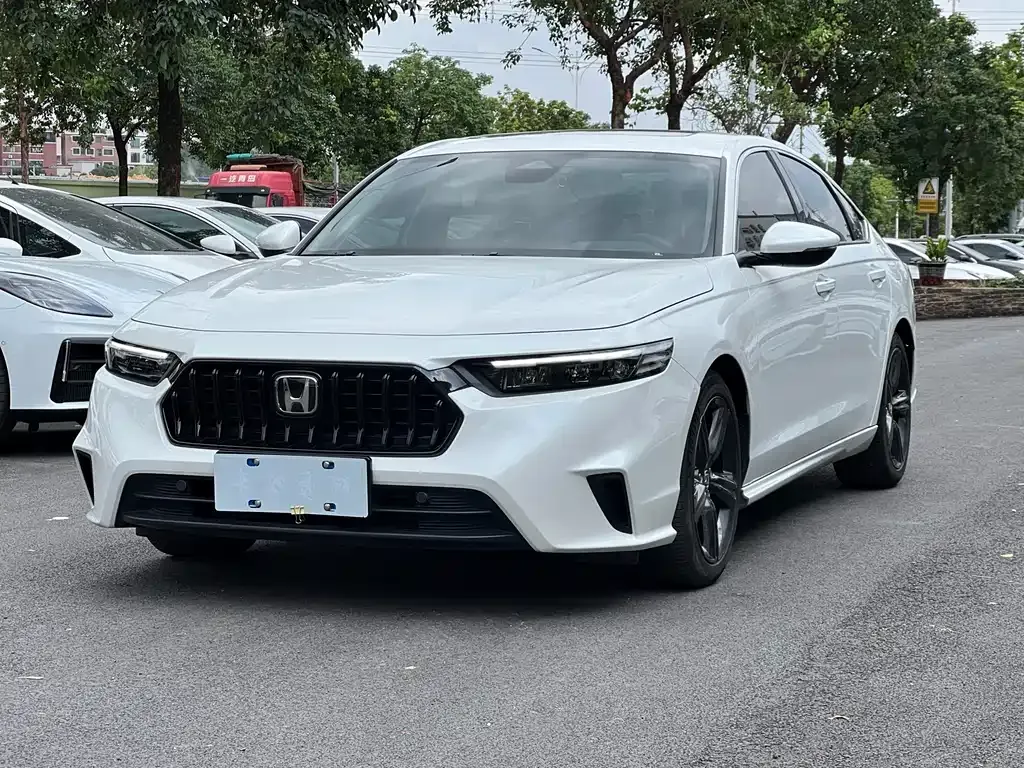 Honda Inspire 2024 из CN, фото 8