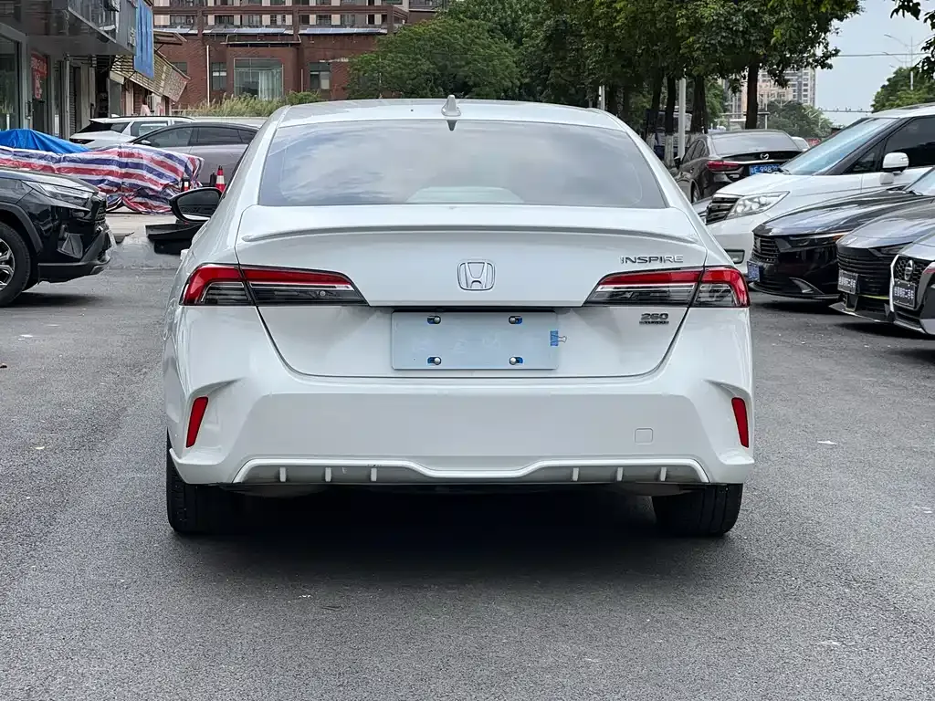 Honda Inspire 2024 из CN, фото 3