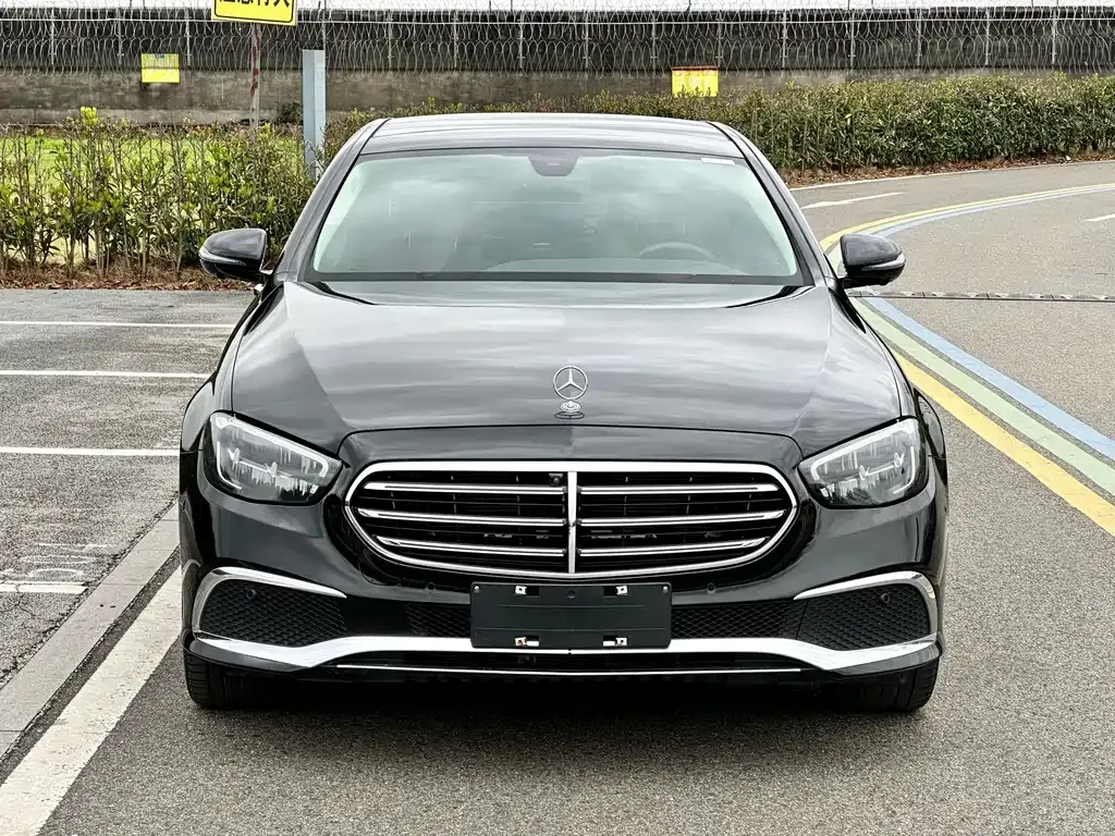 Mercedes-Benz E-Class 2023 из CN, фото 6