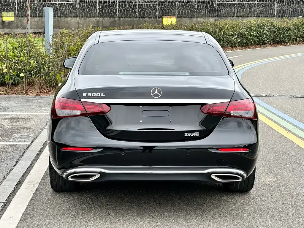 Mercedes-Benz E-Class 2023 из CN, фото 5