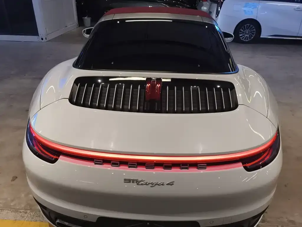 Porsche 911 2021 из CN, фото 4