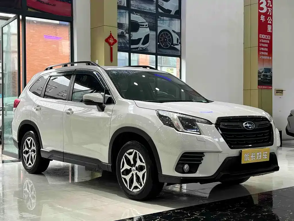 Subaru Forester — фото 6