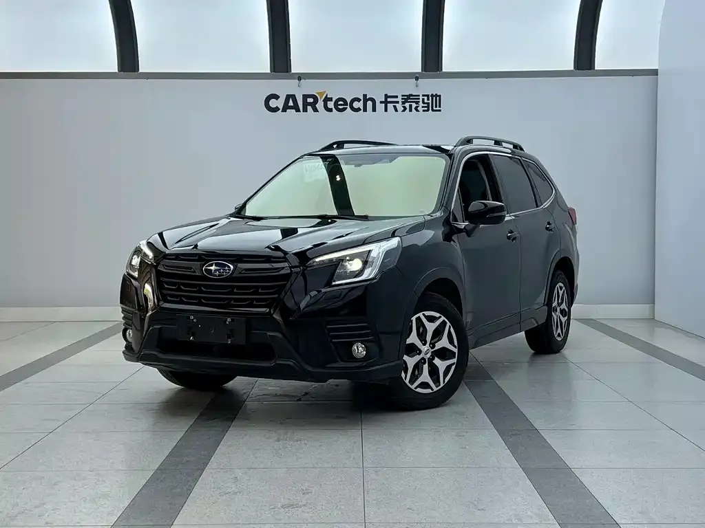 Subaru Forester 2022 из CN, фото 1