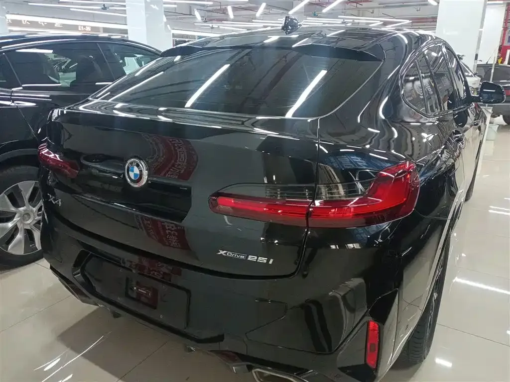BMW X4 — фото 3