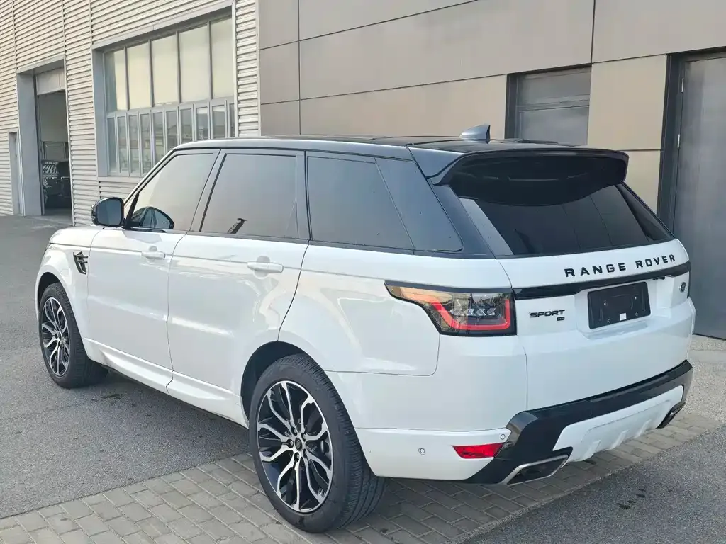 Land Rover Sport — фото 2
