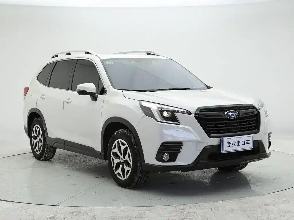 Subaru Forester — фото 9
