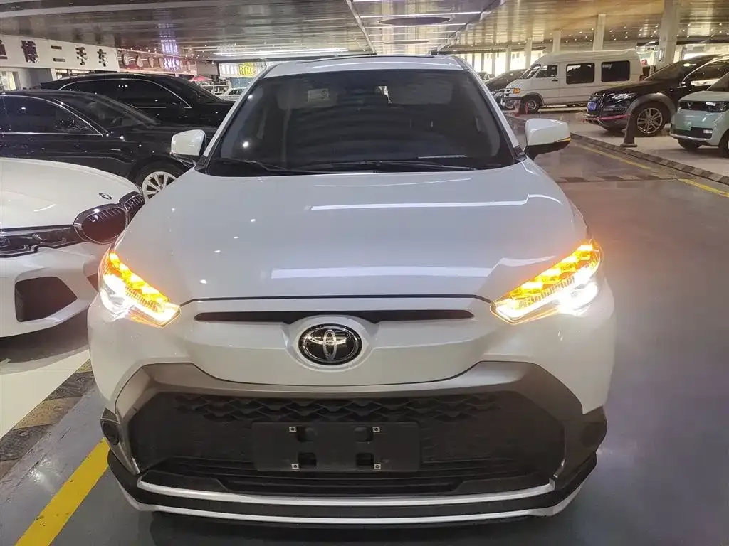 Toyota Frontlander 2022 из CN, фото 5