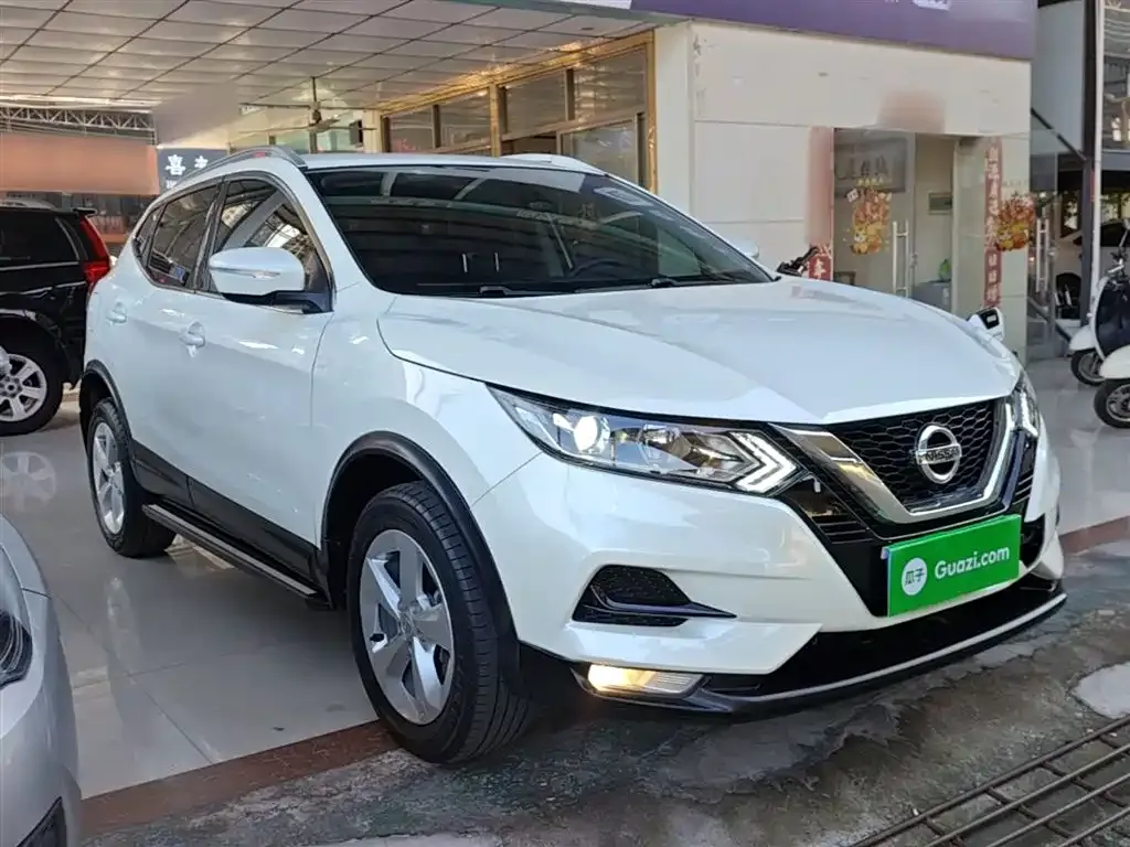 Nissan Qashqai — фото 3