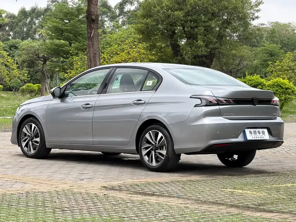 Peugeot 408 2024 из CN, фото 5