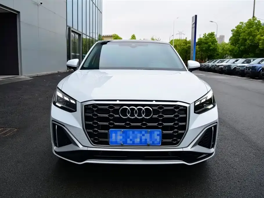 Audi Q2L 2022 из CN, фото 4