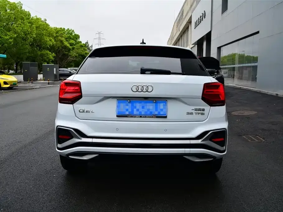 Audi Q2L 2022 из CN, фото 9