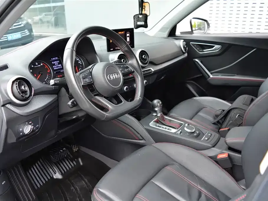 Audi Q2L 2022 из CN, фото 8