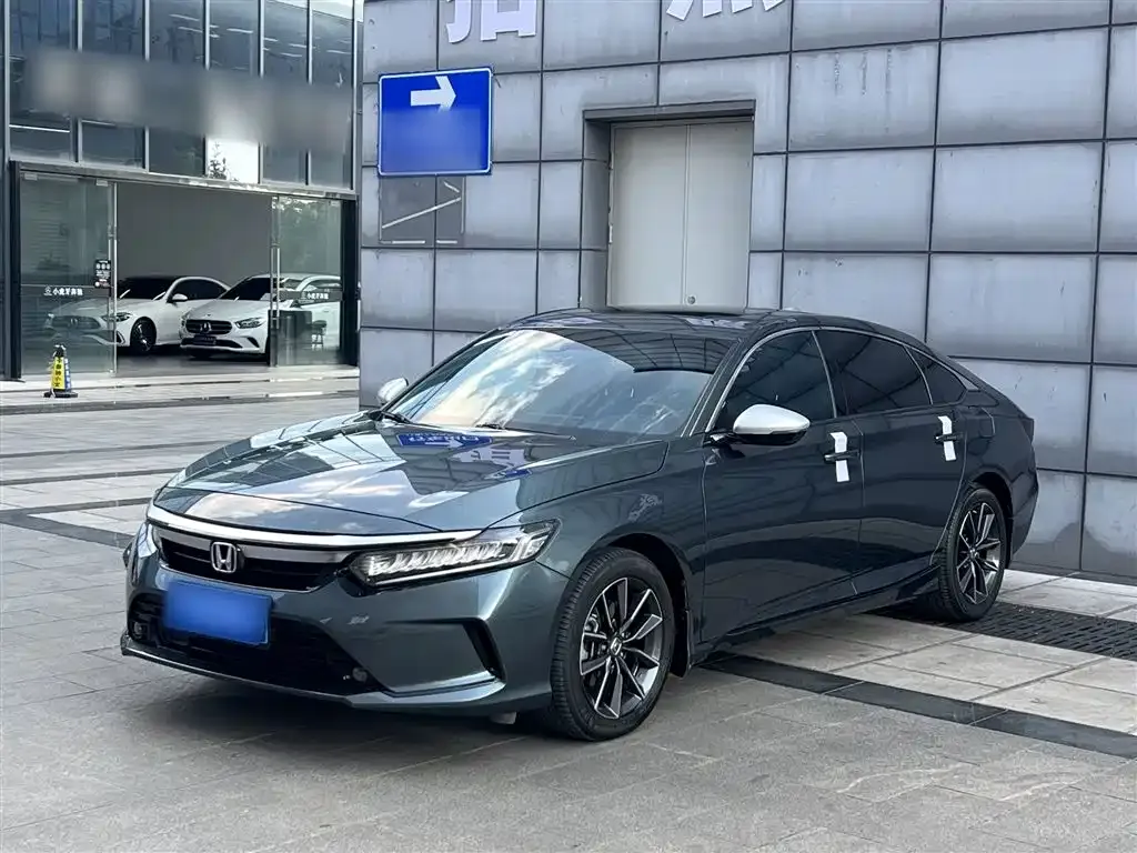Honda Inspire — фото 1