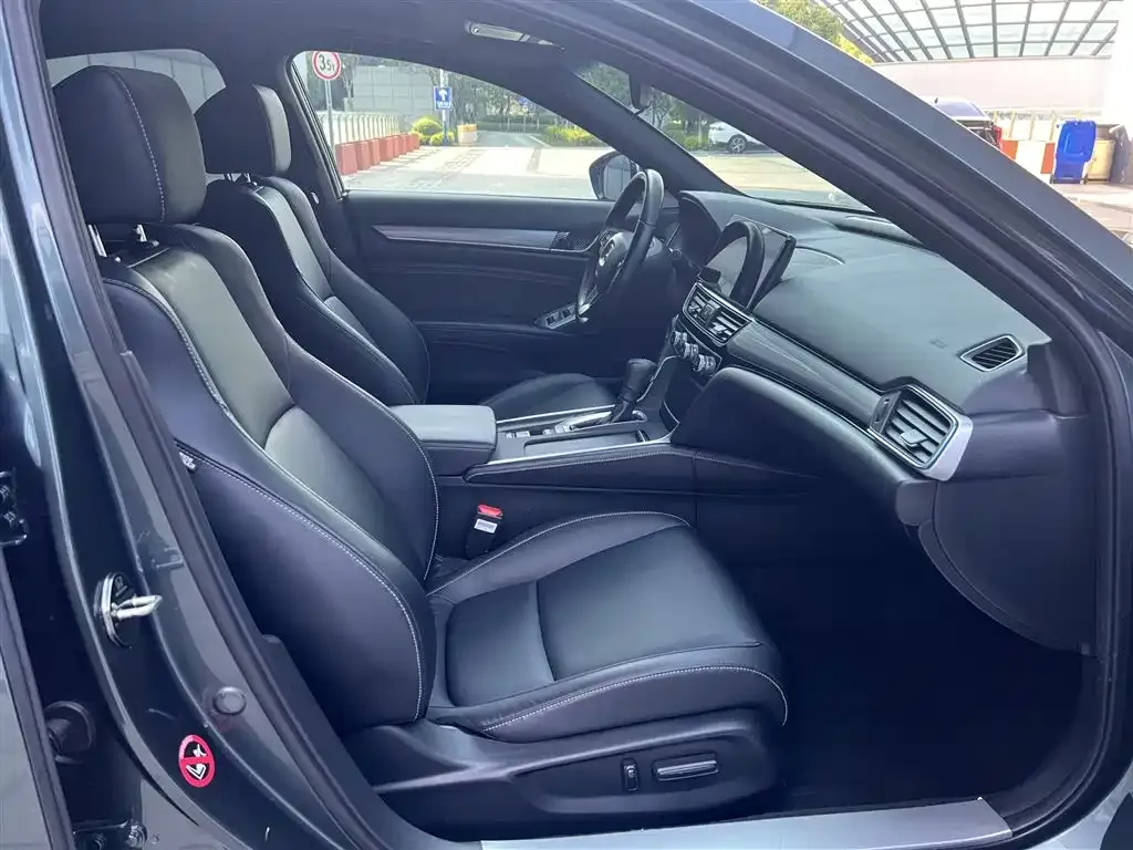 Honda Inspire — фото 4