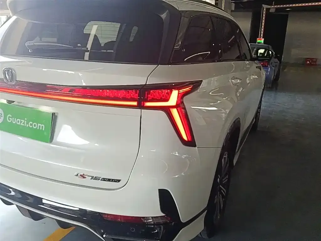 Changan CS75PLUS — фото 2
