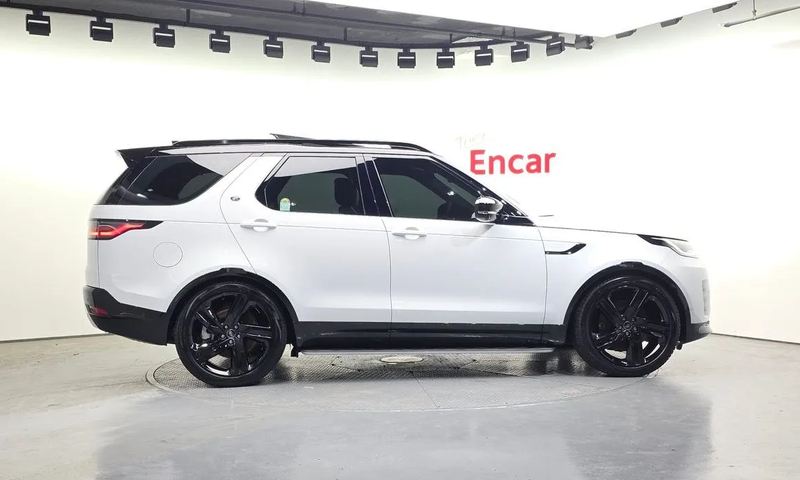 Land Rover Discovery 2025 из KR, фото 2