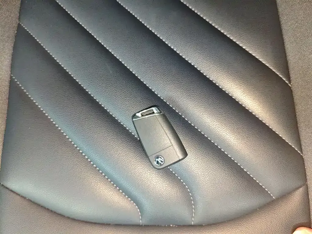 Volkswagen Tharu — фото 10