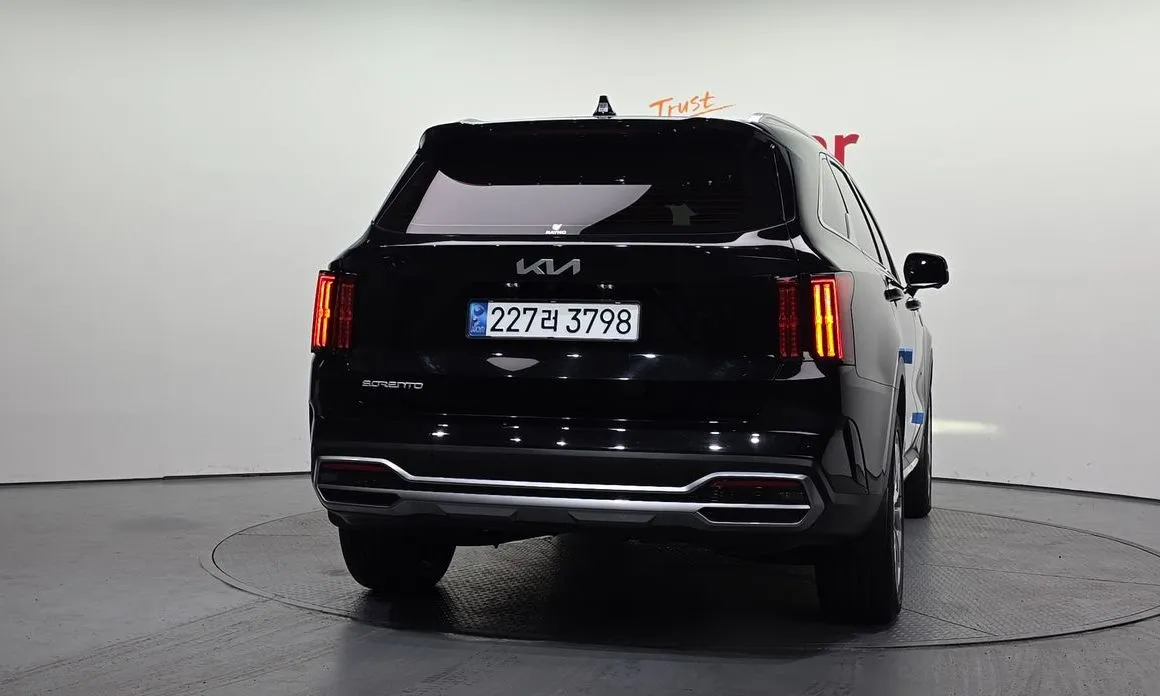Kia Sorento 2023 из KR, фото 6