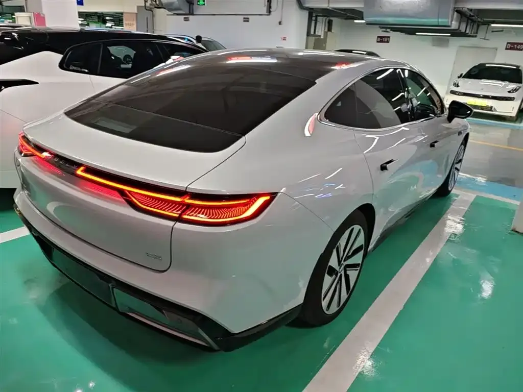 Geely Galaxy E8 2024 из CN, фото 10