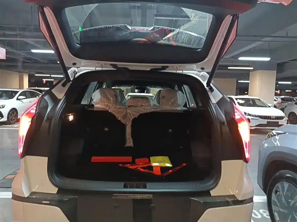 Geely Boyue L 2026 из CN, фото 2