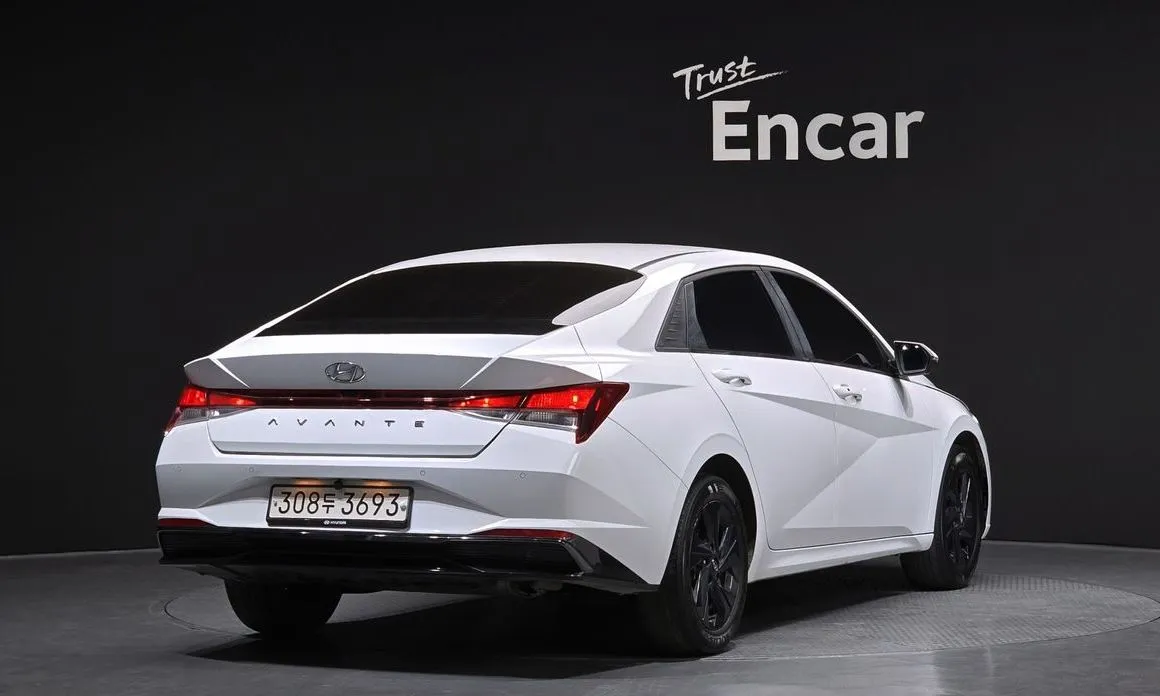 Hyundai AVANTE — фото 2
