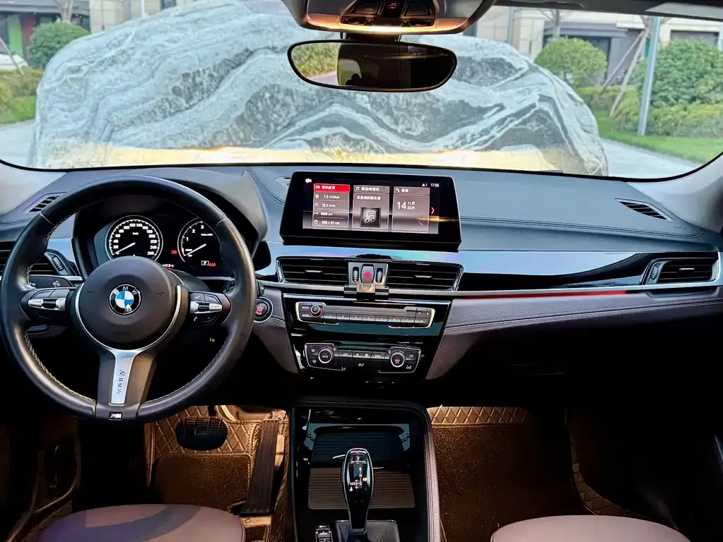 BMW X2 — фото 9