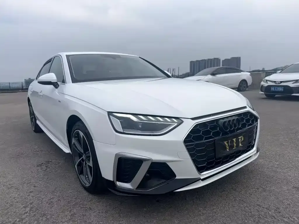 Audi A4L 2023 из CN, фото 10