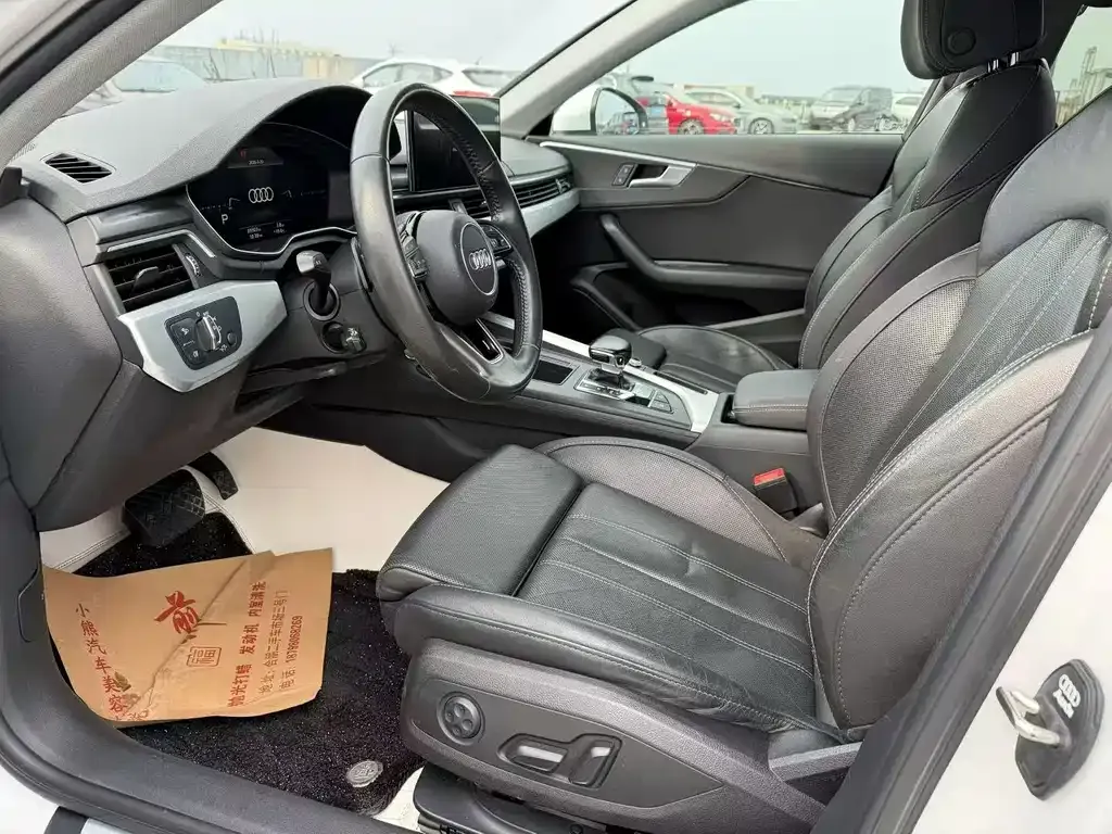 Audi A4L 2023 из CN, фото 5