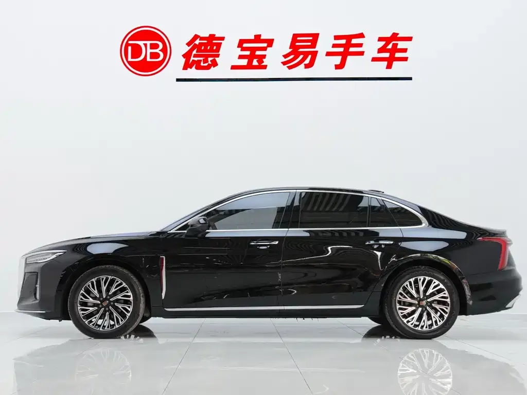 Hongqi H5 — фото 8