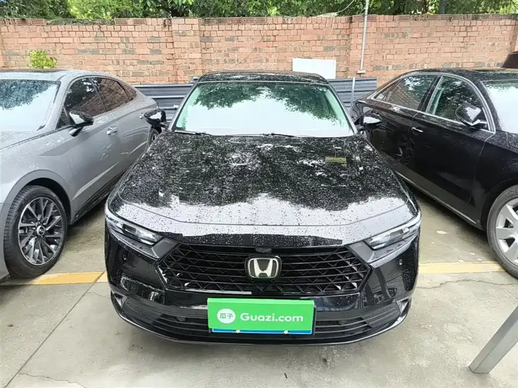 Honda Accord — фото 9
