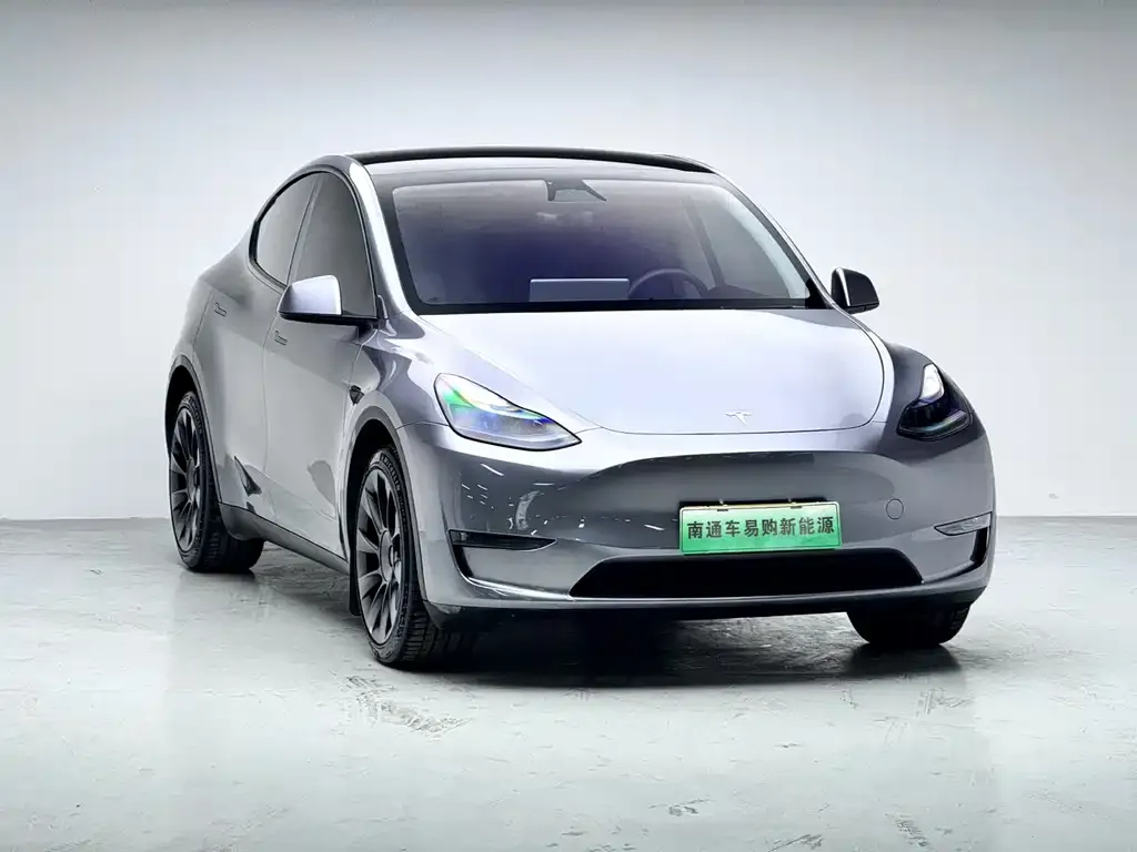 Tesla Model Y — фото 6