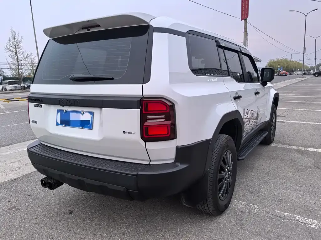 Toyota Prado 2025 из CN, фото 6
