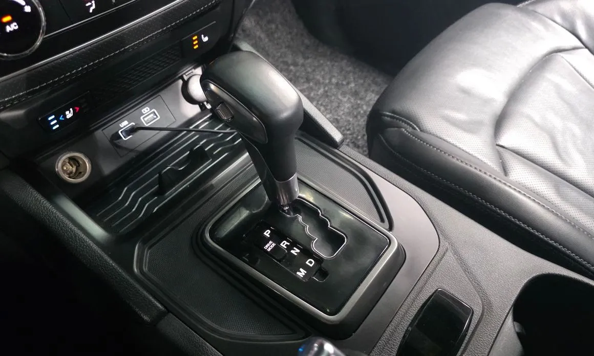 KG Mobility (Ssangyong) Rexton 2023 из KR, фото 9