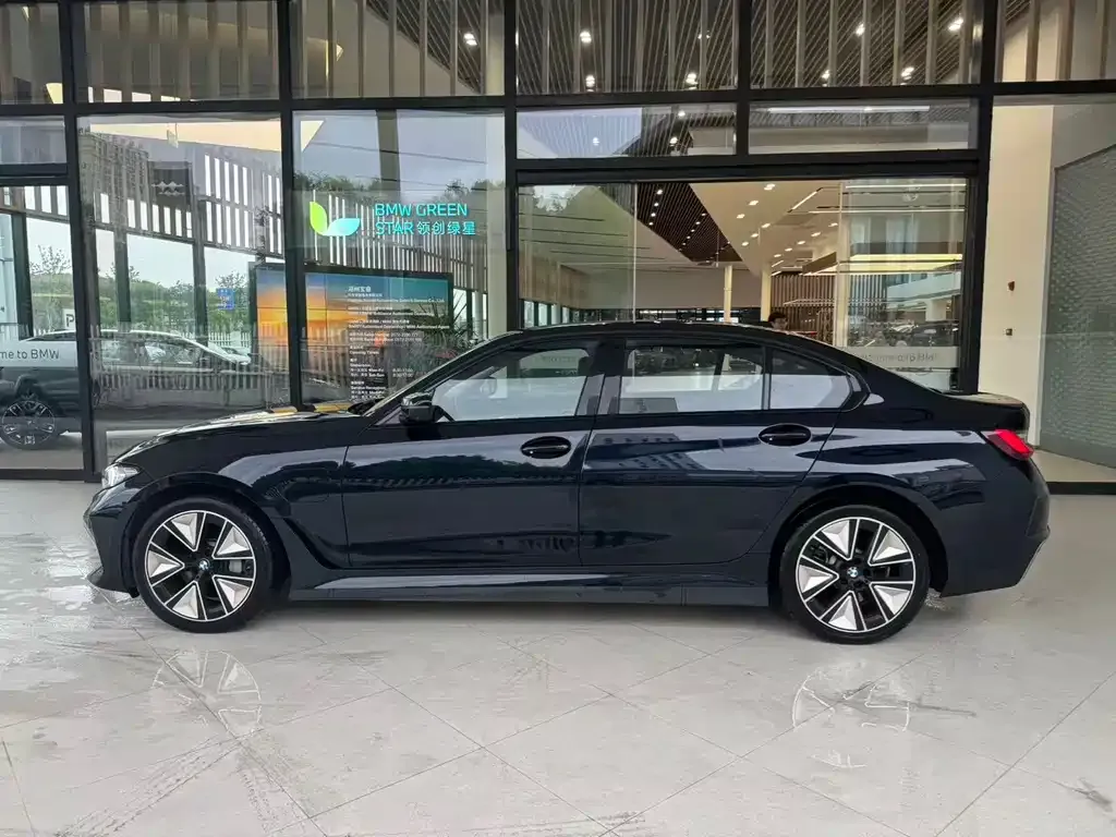 BMW i3 2024 из CN, фото 8